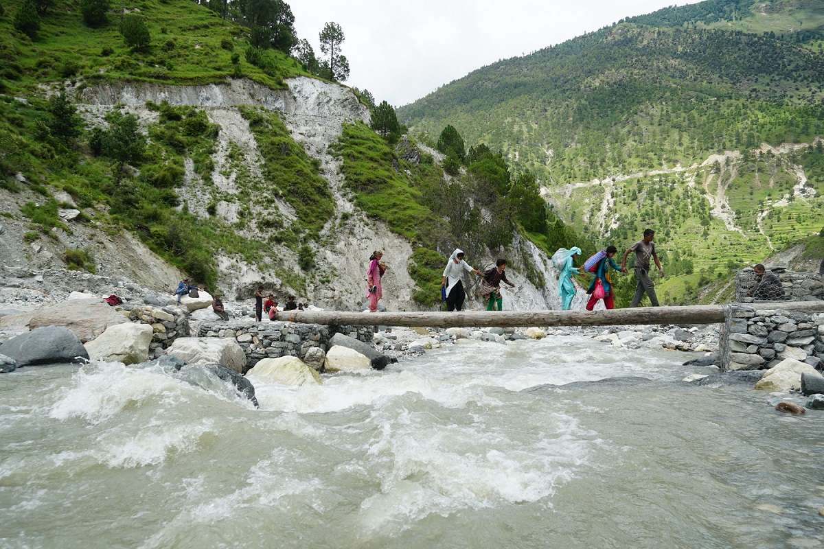 गमगढी आउजाउ गर्न लाप्काको भर